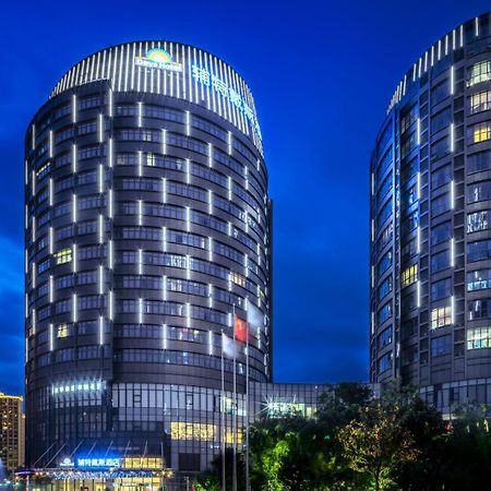 Days Hotel Suzhou Suzhou  Zewnętrze zdjęcie